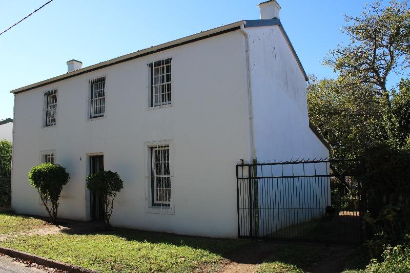 5 Bedroom Property for Sale in Sunnyside Eastern Cape